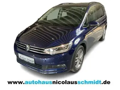 Gebraucht VW Touran Comfortline 150 PS (110 kW) 2024 Blau Van / Kleinbus