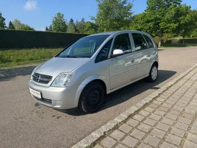 Gebraucht Opel Meriva Edition 90 PS (66 kW) 2005 Silber Van / Kleinbus