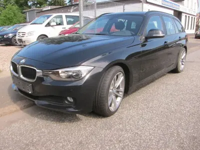 Gebraucht BMW 316 Shadowline 136 PS (100 kW) 2014 Schwarz Limousine