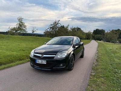 Opel Astra GTC