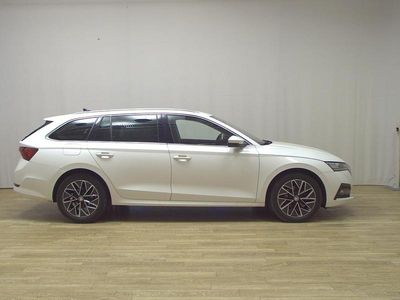 Weiss Gebraucht 2021 Skoda Octavia Kombi | 13.450 € (Fairer Preis)