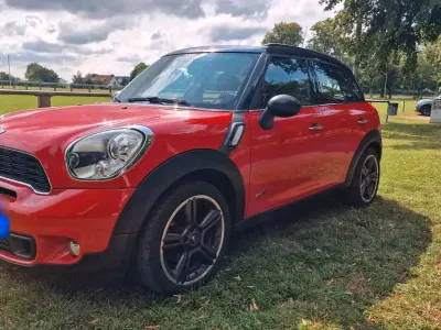 Occasion Mini Cooper Countryman 143 ch (105 kW) 2011 Rouge SUV