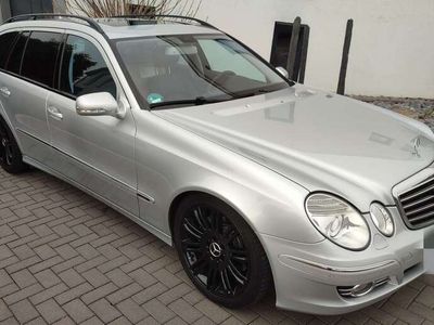 gebraucht Mercedes E220 CDI T Sportpaket Navi DST 19" TOP