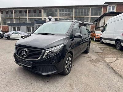 Gebraucht Mercedes EQV300 150 kW (204 PS) 2023 Obsidianschwarz metallic Van / Kleinbus
