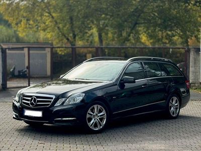 Mercedes E200