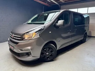 Begagnad Fiat Talento Family 145 HK (106 kW) 2020 Grå Minibuss