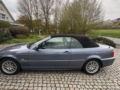 Gebraucht BMW 320 170 PS (125 kW) 2001 Blau Cabrio