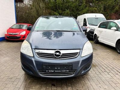 Grau Gebraucht 2009 Opel Zafira Edition Van / Kleinbus | 1.999 € (Guter Preis)