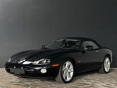 Jaguar XK8