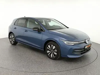 Second-hand VW Golf VIII Goal 150 CP (110 kW) 2025 Albastru Berlinǎ