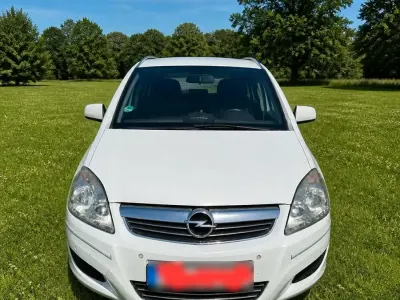 Gebraucht Opel Zafira 150 PS (110 kW) 2009 Weiß Van / Kleinbus