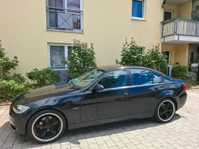 Gebraucht BMW 318 129 PS (94 kW) 2007 Silber Limousine