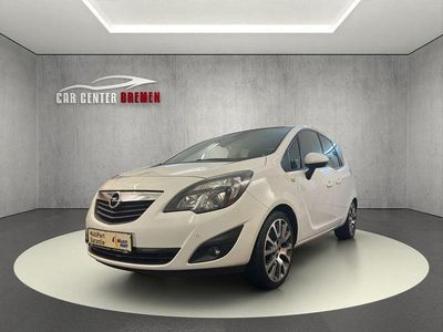 Weiß Gebraucht 2012 Opel Meriva Color Edition Van / Kleinbus | 5.698 € (Fairer Preis)