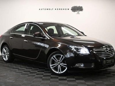 Usata Opel Insignia Innovation 180 CV (132 kW) 2012 Marrone Berlina