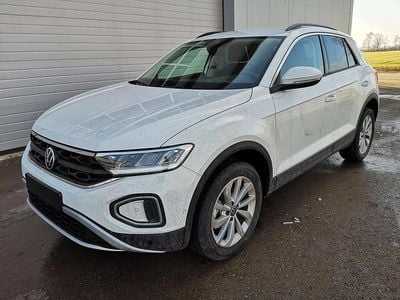 Purewhite Neu 2026 VW T-Roc Life SUV | 32.420 € (Superpreis)