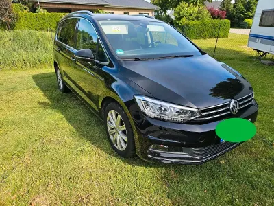 Gebraucht VW Touran 150 PS (110 kW) 2019 Schwarz Van / Kleinbus
