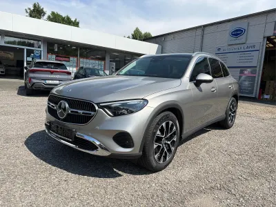 Gebraucht Mercedes GLC220 Avantgarde 197 PS (144 kW) 2024 Mojavesilber metalliclack SUV