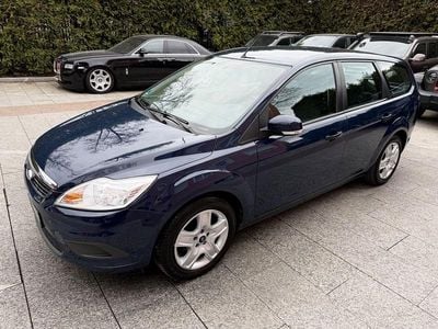 Gebraucht Ford Focus Style 109 PS (80 kW) 2010 Blau Kombi