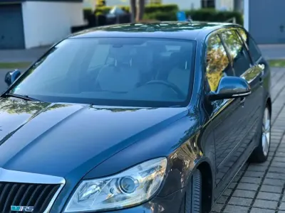 Gebraucht Skoda Octavia vRS 170 PS (125 kW) 2013 Grau Kombi