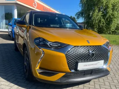 Gebraucht DS Automobiles DS3 Crossback Opera 131 PS (96 kW) 2019 Gelb SUV