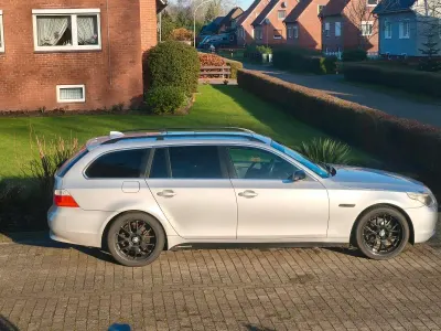 Gebraucht BMW 523 177 PS (130 kW) 2007 Silber Kombi