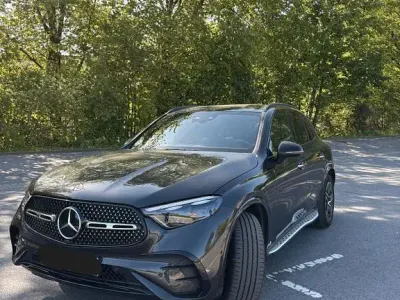 Gebraucht Mercedes GLC300e AMG Line Premium 245 PS (180 kW) 2023 Grau SUV