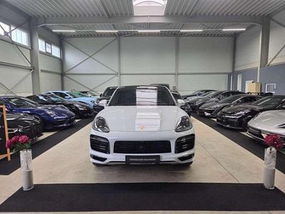 Second-hand Porsche Cayenne E-Hybrid Coupe 462 CP (339 kW) 2022 Alb Coupe