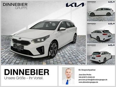 Gebraucht Kia Ceed Spirit 141 PS (103 kW) 2021 Weiß (metallic) Kleinwagen
