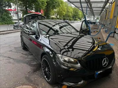 Gebraucht Mercedes C180 156 PS (114 kW) 2015 Limousine