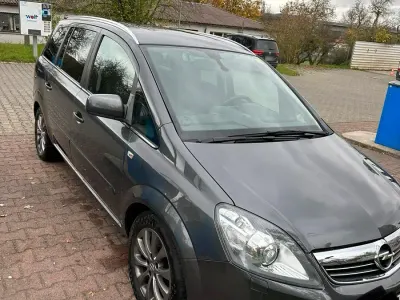 Gebraucht Opel Zafira 150 PS (110 kW) 2010 Van / Kleinbus