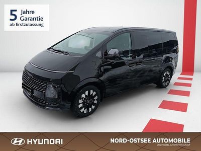 Neu Hyundai Staria Signature 224 PS (164 kW) 2026 Schwarz Van / Kleinbus