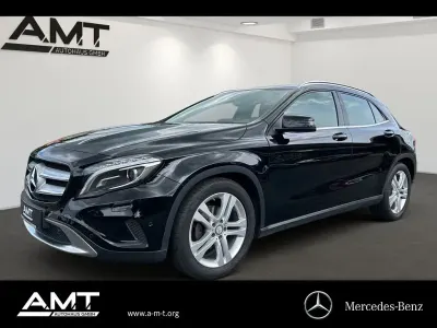 Gebraucht Mercedes GLA200 Urban 156 PS (114 kW) 2017 Kosmosschwarz SUV