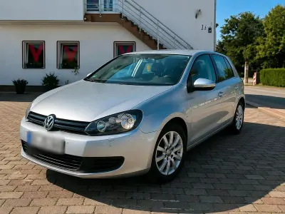 Gebraucht VW Golf VI 102 PS (75 kW) 2008 Silber Kleinwagen