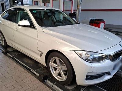 Gebraucht BMW 318 Gran Turismo Advantage 150 PS (110 kW) 2016 Weiß Limousine