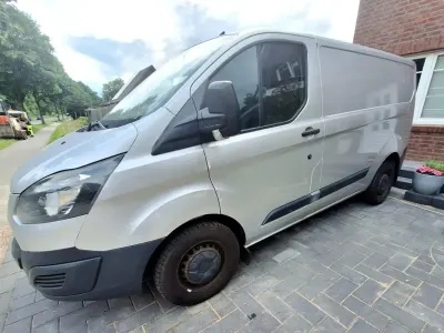 Gebraucht Ford Transit Custom 100 PS (73 kW) 2013 Weiß Limousine
