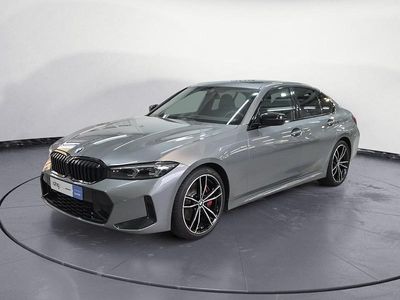 Grau Gebraucht 2024 BMW 330 M Sport Limousine | 49.360 € (Superpreis)