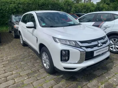 Gebraucht Mitsubishi ASX Spirit 150 PS (110 kW) 2021 Perlmuttweiß SUV