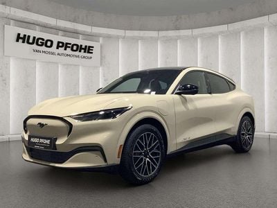 Neu Ford Mustang Mach-E Extended Range 202 kW (276 PS) 2025 Terrain sand SUV