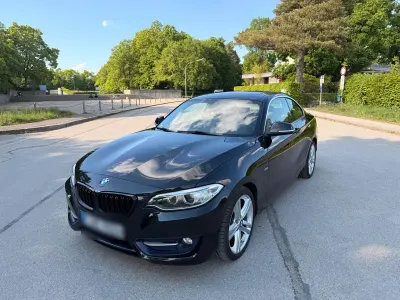 Gebraucht BMW 230 Sport Line 252 PS (185 kW) 2016 Schwarz Coupé