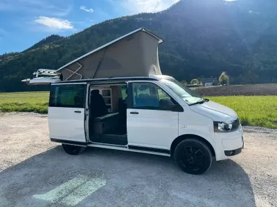 Używany VW California Beach 140 KM (102 kW) 2014 Biały Van