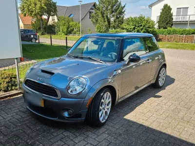 Używany Mini Cooper S 174 KM (127 kW) 2009 Szary Hatchback