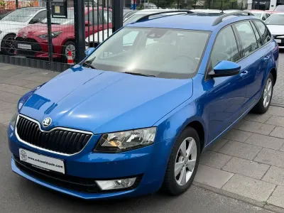 Gebraucht Skoda Octavia Elegance 150 PS (110 kW) 2013 Blau Kombi