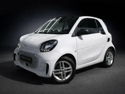 Gebraucht Smart ForTwo Electric Drive 60 kW (82 PS) 2021 Kristallweiß Coupé