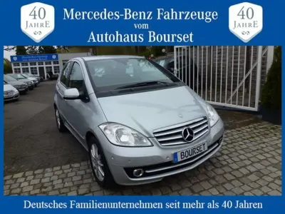 Gebraucht Mercedes A160 Elegance 95 PS (69 kW) 2011 Silber Van / Kleinbus