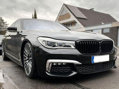 Second-hand BMW 740L M Sport 320 CP (235 kW) 2016 Negru Berlinǎ