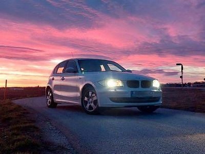 Gebraucht BMW 118 143 PS (105 kW) 2008 Weiß Kleinwagen