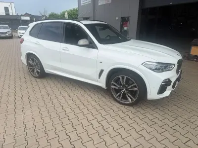 Gebraucht BMW X5 M50 Performance 530 PS (389 kW) 2021 Weiß SUV