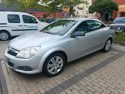 Gebraucht Opel Astra 179 PS (131 kW) 2008 Silber Cabrio