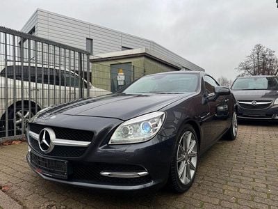 Gebraucht Mercedes SLK250 204 PS (150 kW) 2013 Grau Cabrio