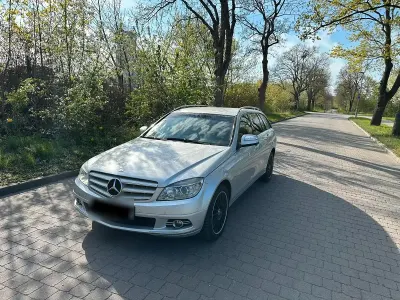 Gebraucht Mercedes 220 Avantgarde 170 PS (125 kW) 2008 Grau Kombi